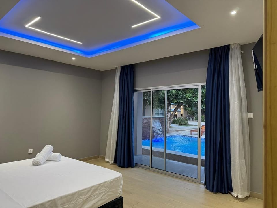 Design Room | Desk, WiFi (free), bed sheets