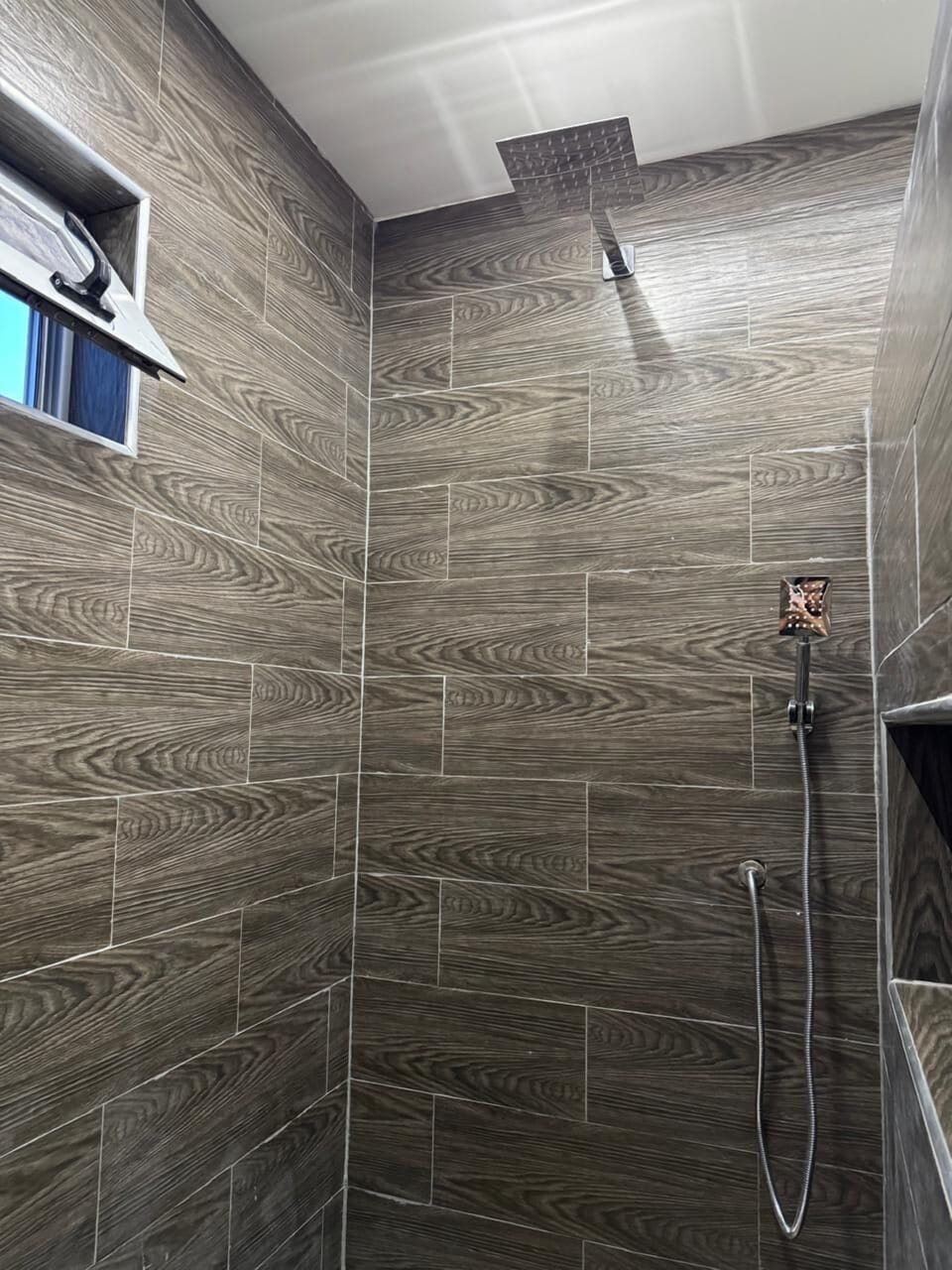Design Room | Bathroom | Shower, towels, soap, toilet paper