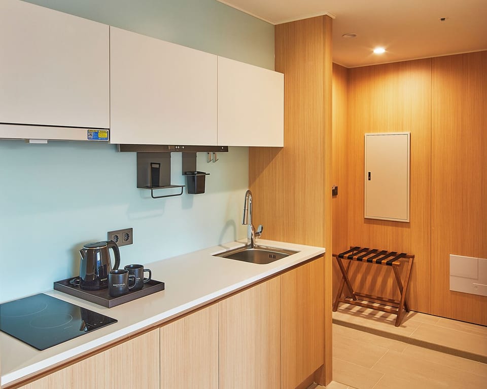 Superior Two-Room Mountain | Free WiFi, bed sheets