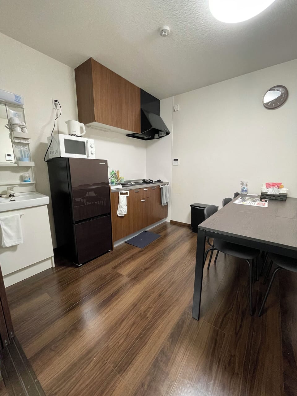 Apartment | Living area | Flat-screen TV