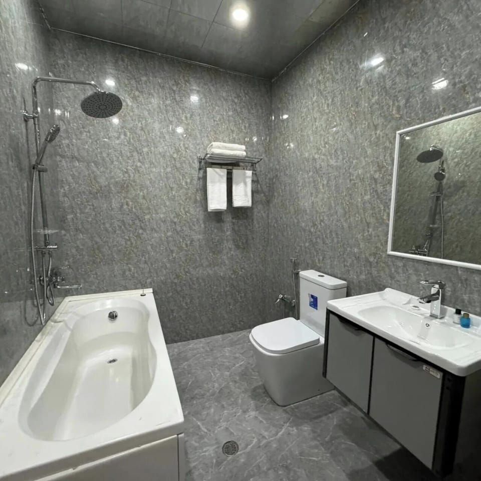 Soundproofing, free WiFi