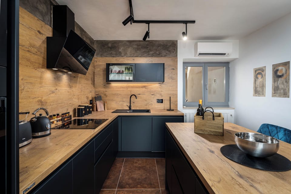 Family House, Multiple Bedrooms, Mountainside (Casa Giuseppe) | Private kitchen | Fridge, microwave, oven, stovetop