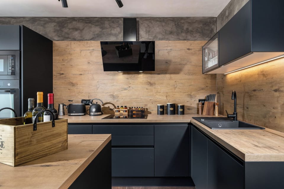 Family House, Multiple Bedrooms, Mountainside (Casa Giuseppe) | Private kitchen | Fridge, microwave, oven, stovetop