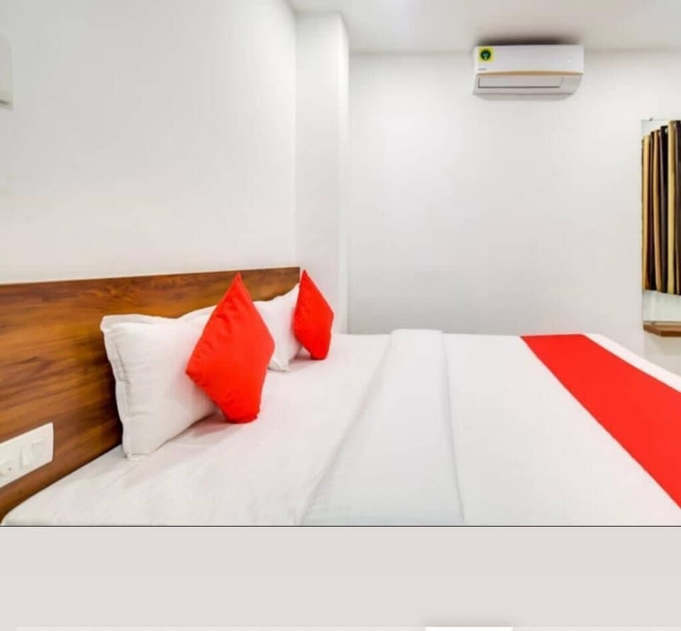 Deluxe Double Room | Laptop workspace, WiFi (free)