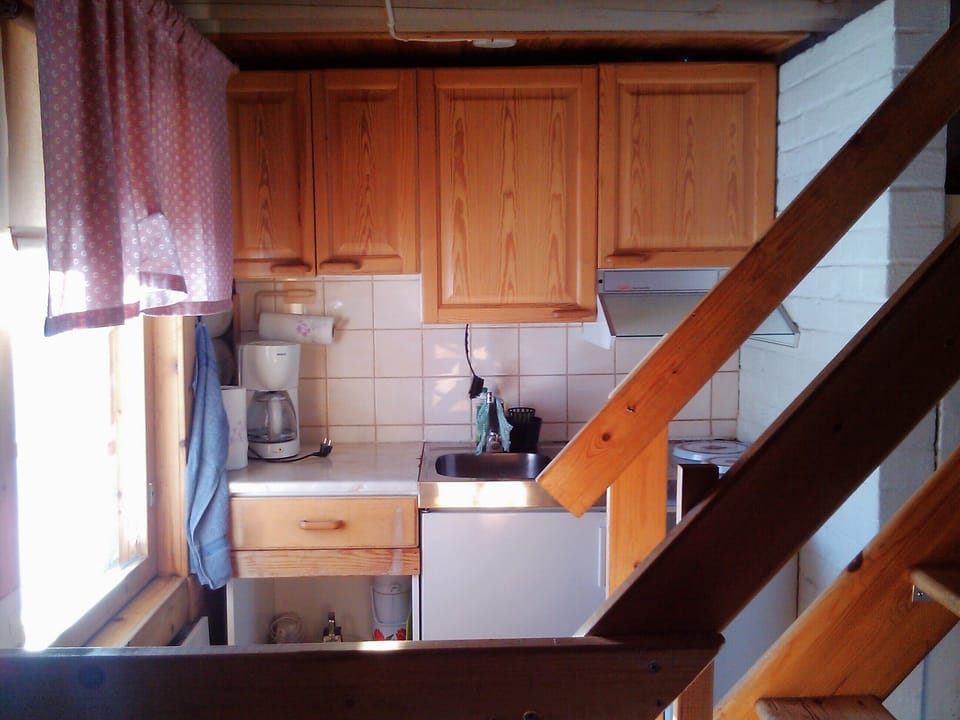 Comfort Chalet, Beach View | Private kitchen | Highchair