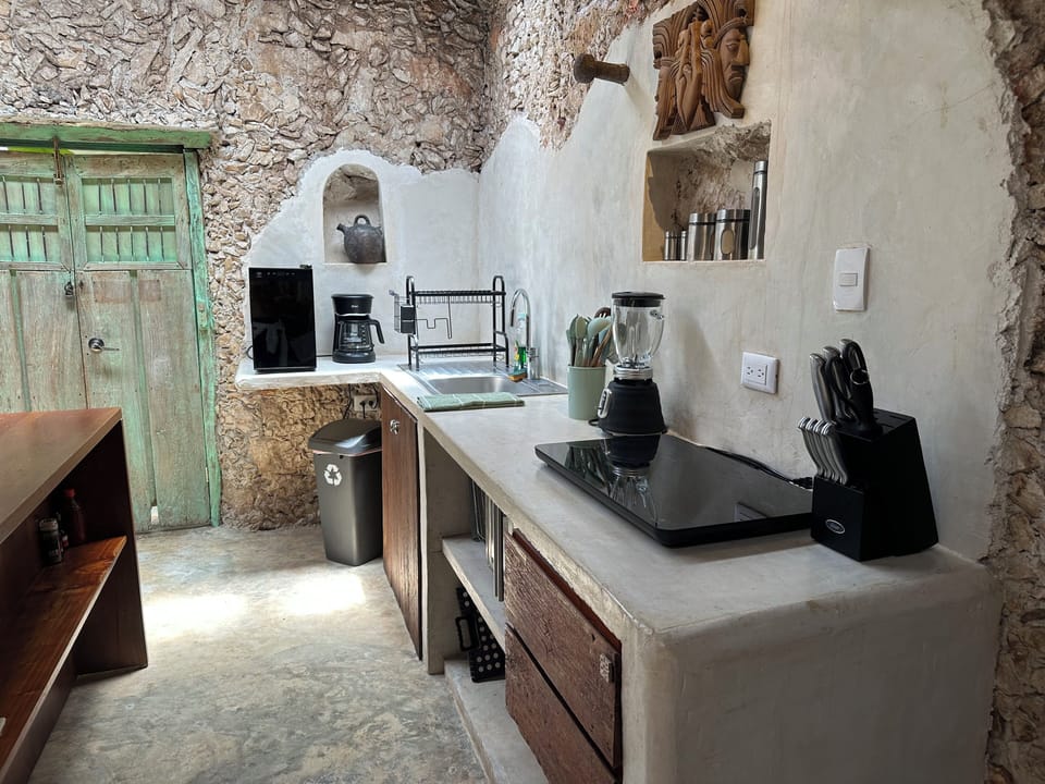 Kitchen Casa Yaxunah (3)
