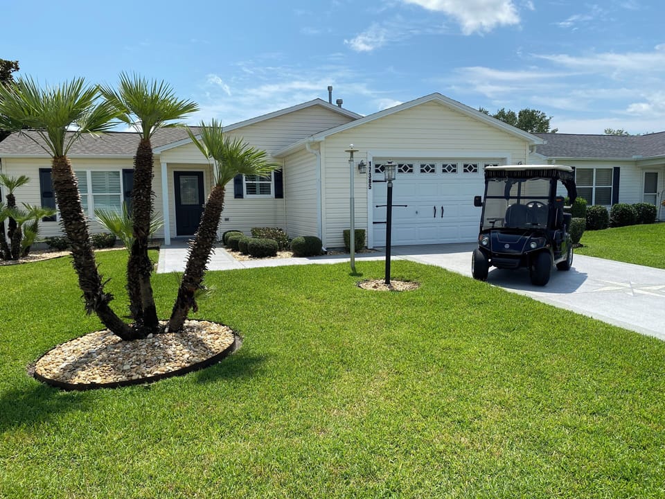 2 seater golf cart available