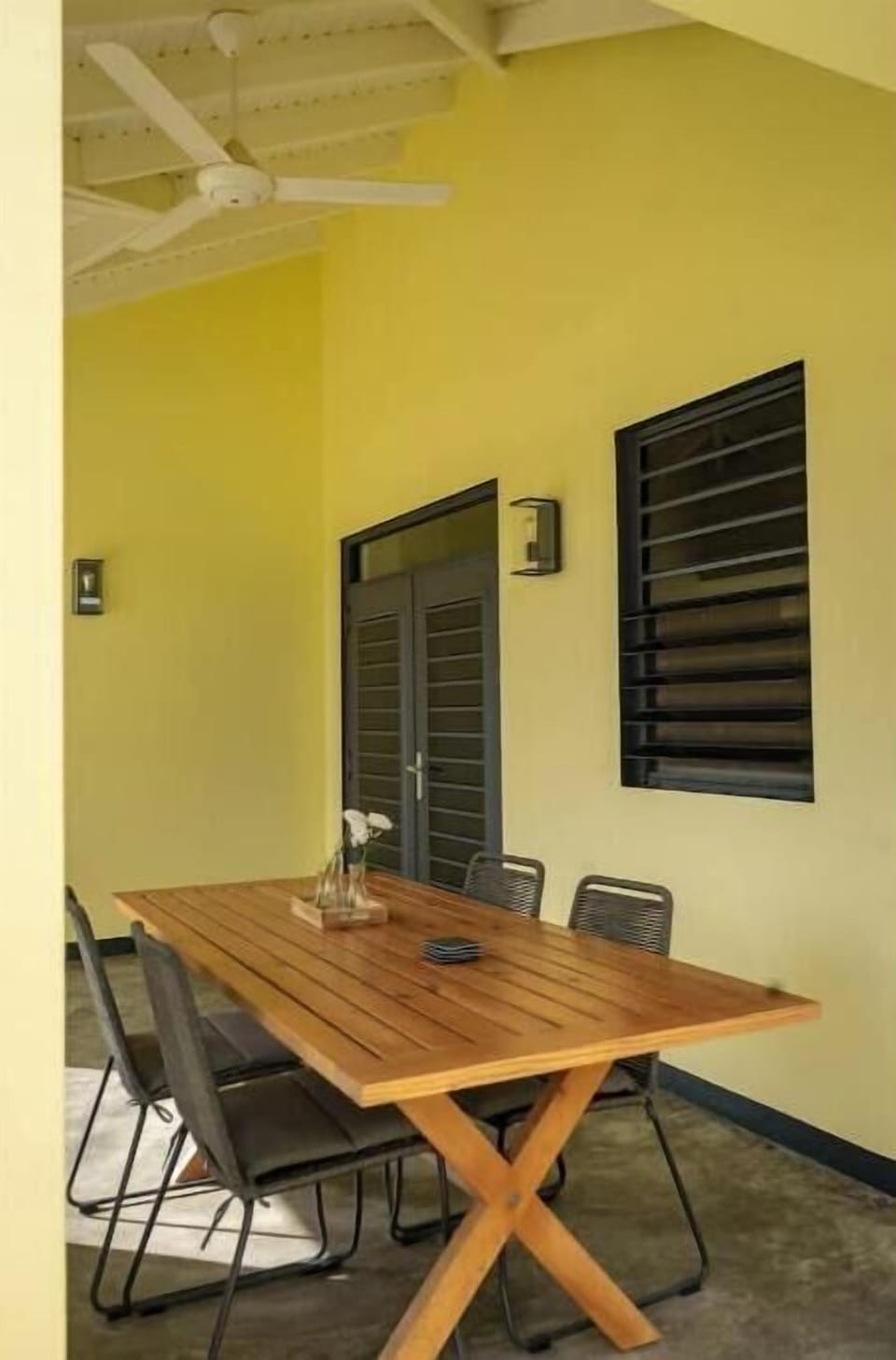 A nice patio in the wind