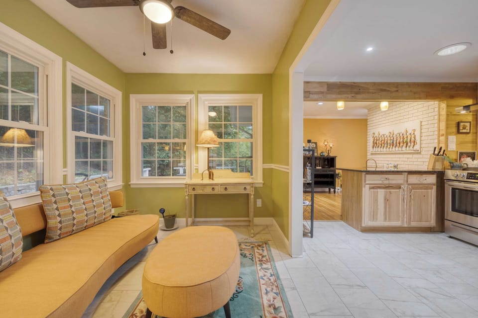 House (5 Bedrooms) | Interior