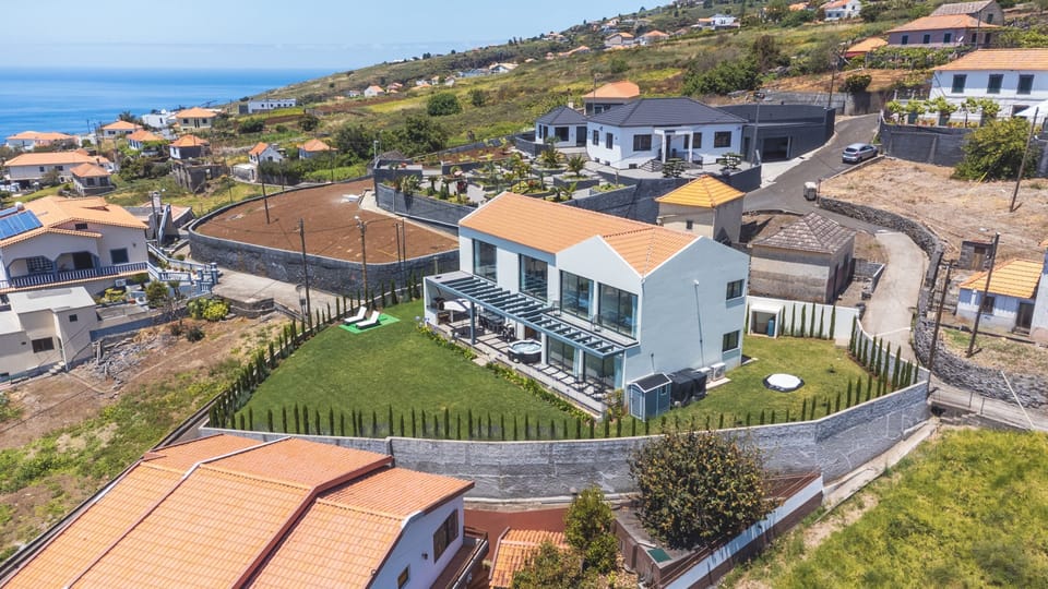 House | 6 bedrooms