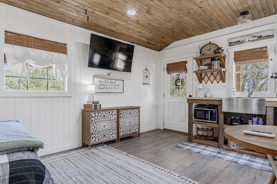 There's full Wifi connectivity all over the ranch, and entertainment by way of a Roku-ready smart TV in the cabin, as well!