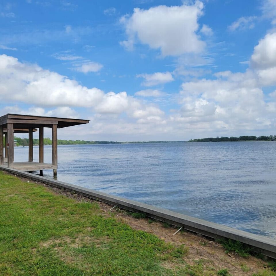 Lake shore