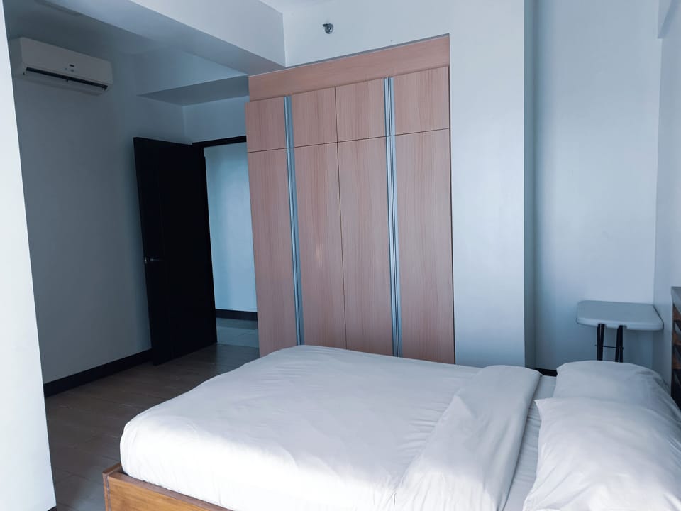 Condo, Balcony, City View | 2 bedrooms, individually decorated, individually furnished, free WiFi