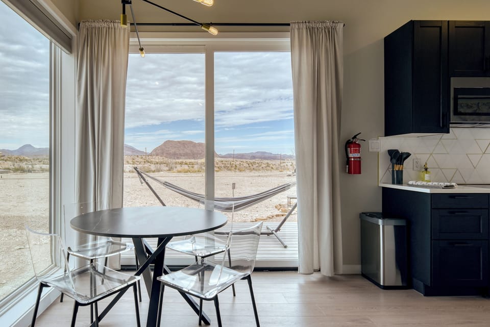Family Cabin, Kitchen, Mountain View | Dining room