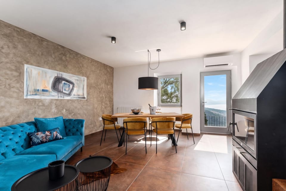 Living and dining room