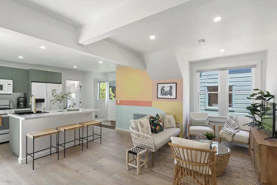 5BR (Sleeps 12!)  Downtown Little Italy Home w/ Outdoor Space House in San Diego
