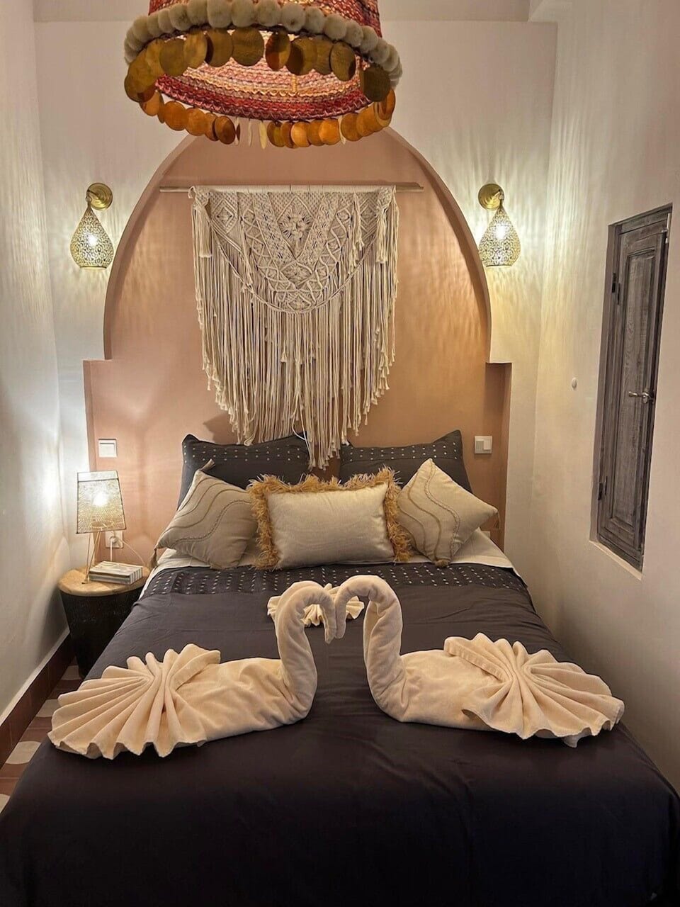 Deluxe Double Room, Non Smoking, Private Bathroom | In-room safe, blackout drapes, free WiFi, bed sheets