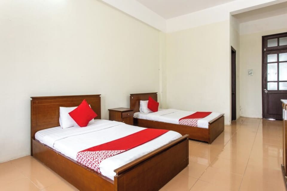 Double Room | Desk, soundproofing, free WiFi, bed sheets