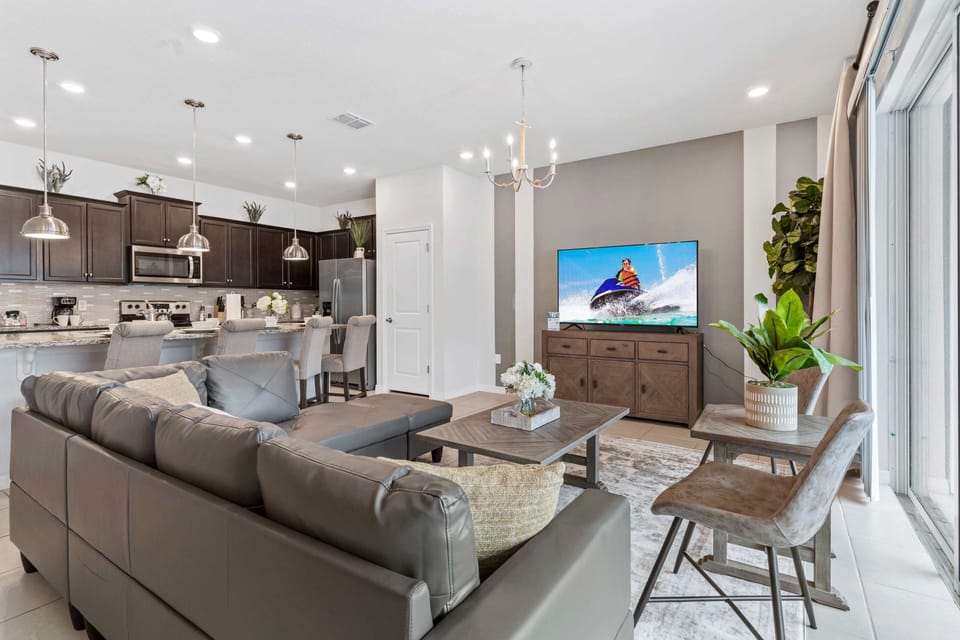 House (5 Bedrooms) | Property amenity