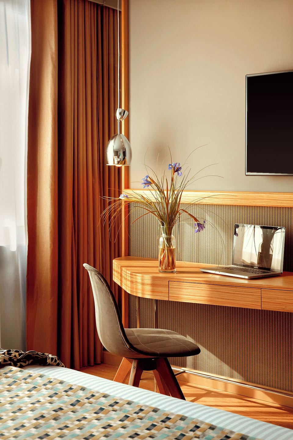 Standard Twin Room, Atrium View | Premium bedding, pillowtop beds, minibar, in-room safe
