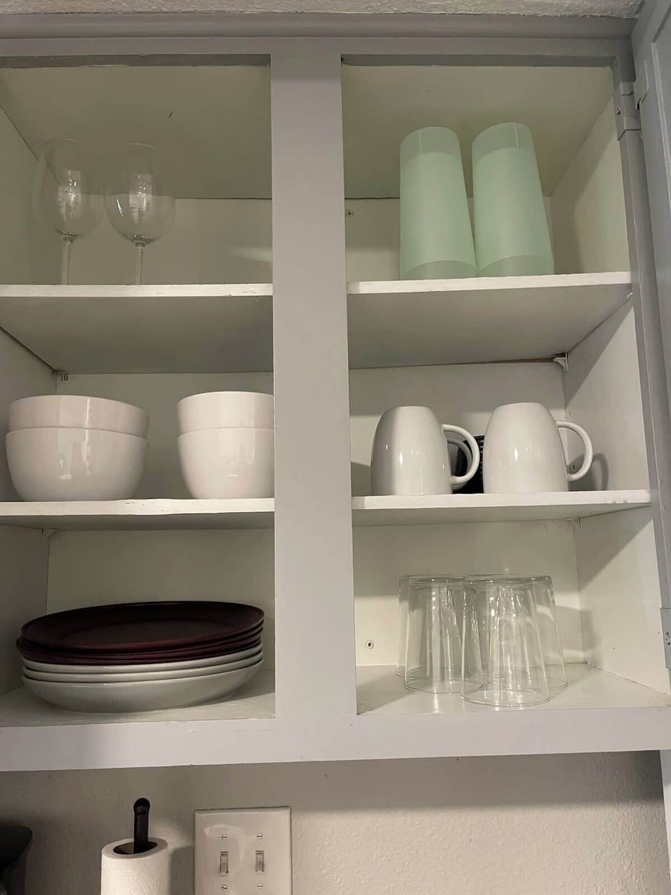 Grab a plate, pour a drink. All your kitchen basics are ready.