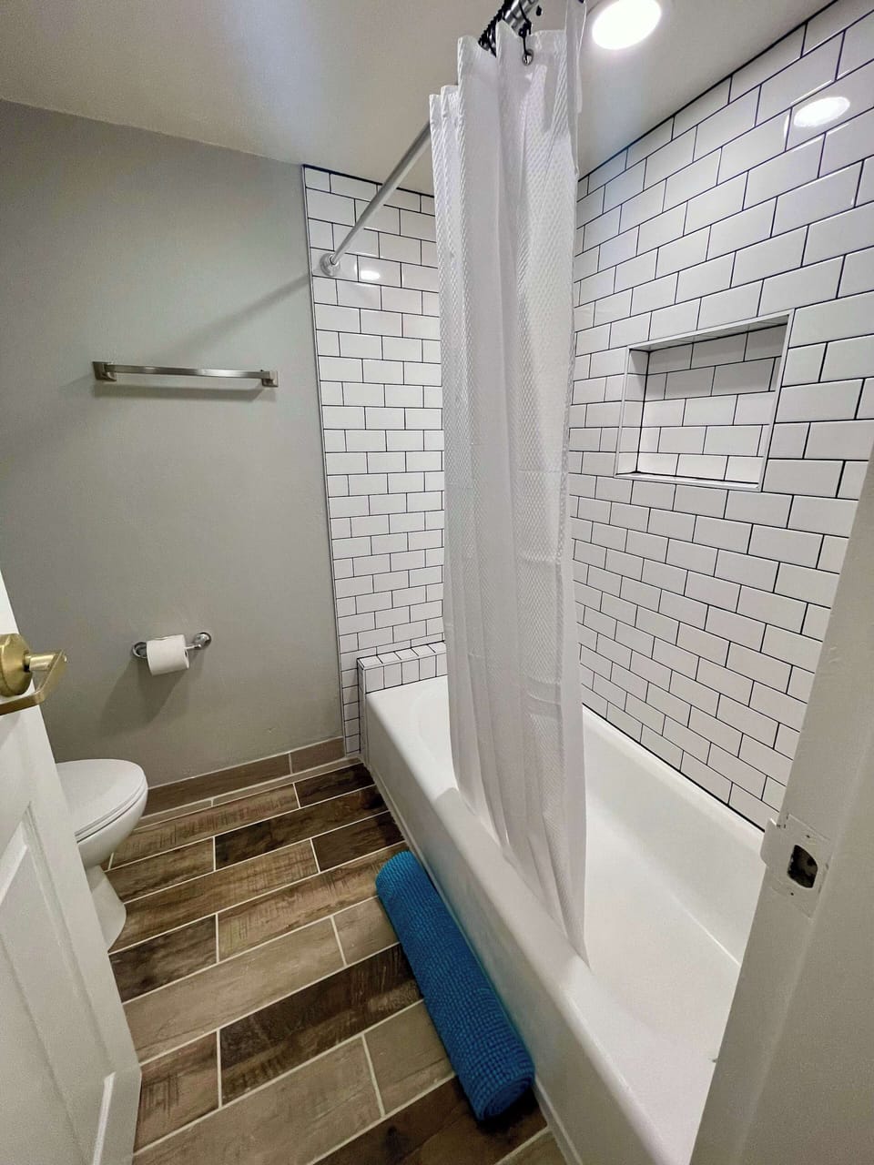 Wash off the day's adventures here. A simple, fresh spot to recharge.