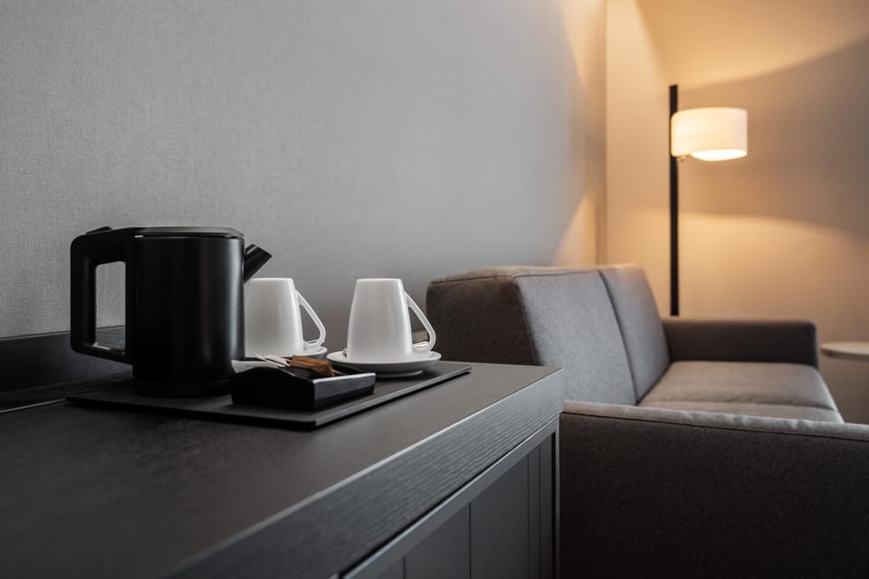 Suite | Minibar, in-room safe, desk, soundproofing
