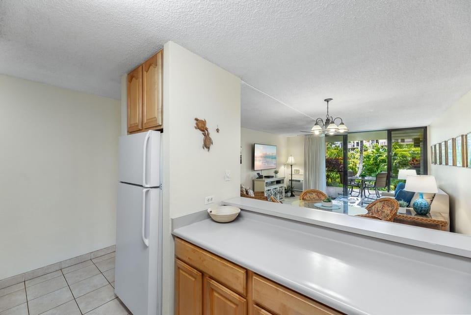Condo, 1 Bedroom | Private kitchen | Fridge, oven, stovetop, dishwasher