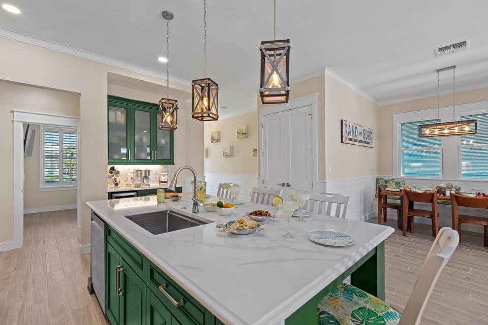 House, 3 Bedrooms | Private kitchen | Coffee/tea maker, fridge, oven, toaster