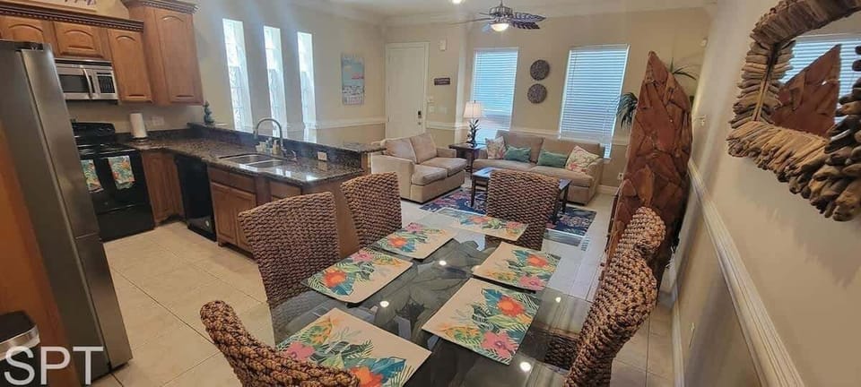 Apartment, 2 Bedrooms | Interior