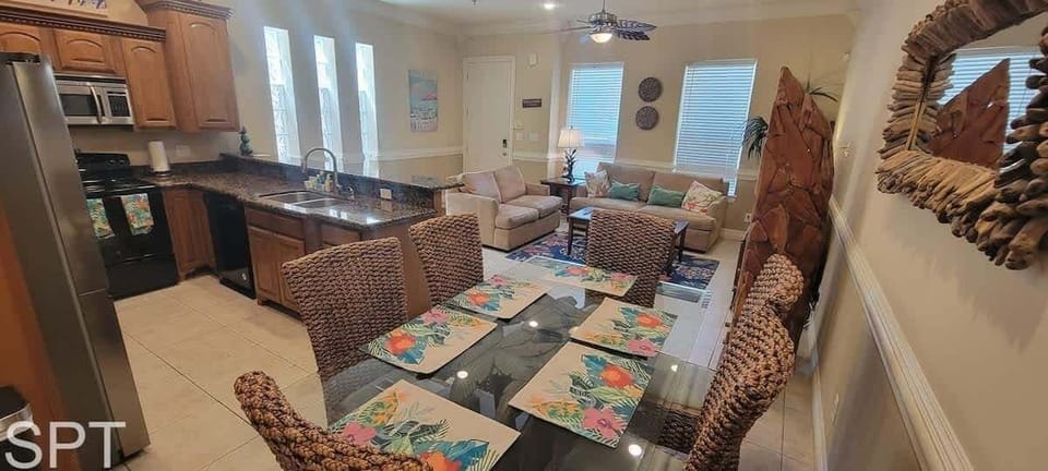 Apartment, 2 Bedrooms | Interior