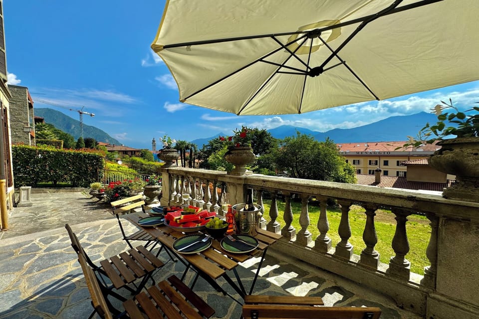 Family Apartment, 4 Bedrooms, Microwave, Beachside (Giardino Floreale di Menaggio) | Outdoor dining