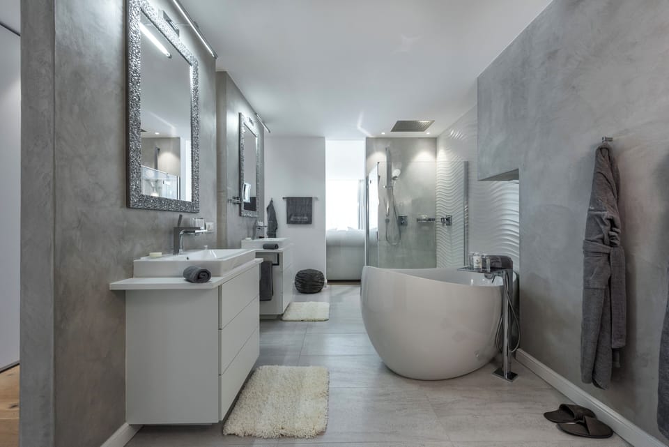 Studio Suite | Bathroom | Separate tub and shower, deep soaking tub, hair dryer, slippers