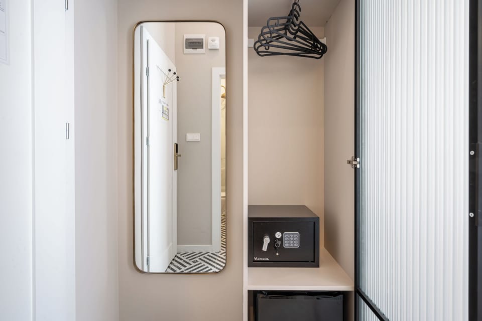 Executive Double Room | Free WiFi, bed sheets