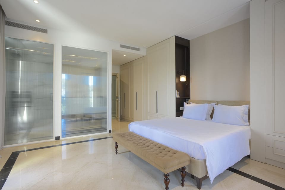 Deluxe Double Room | Soundproofing, free WiFi, bed sheets
