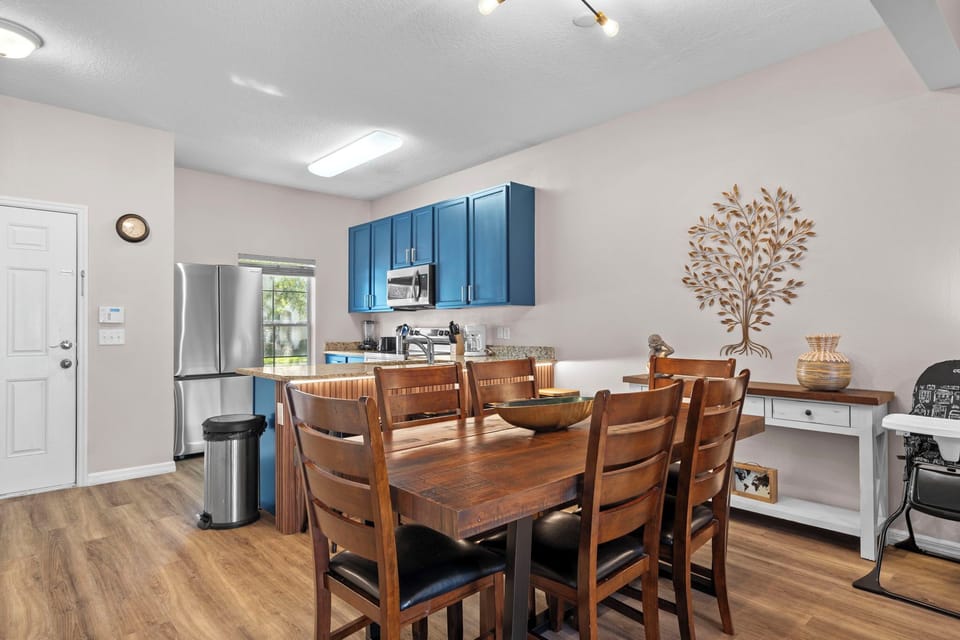 1030LasFuentesDrive(6)