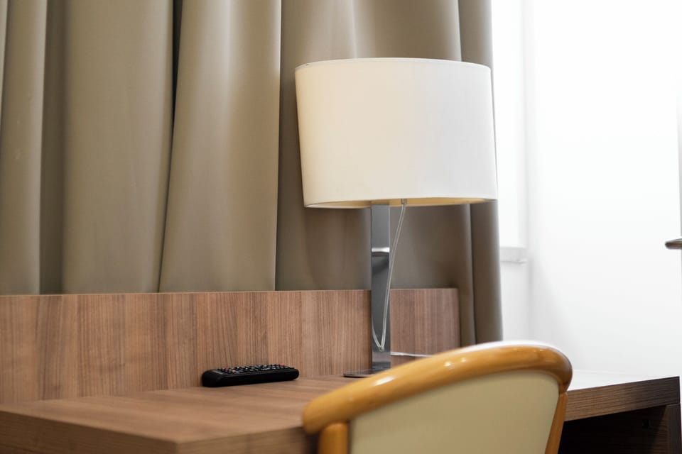 Premium Double or Twin Room | Desk, laptop workspace, iron/ironing board (on request), WiFi (free)