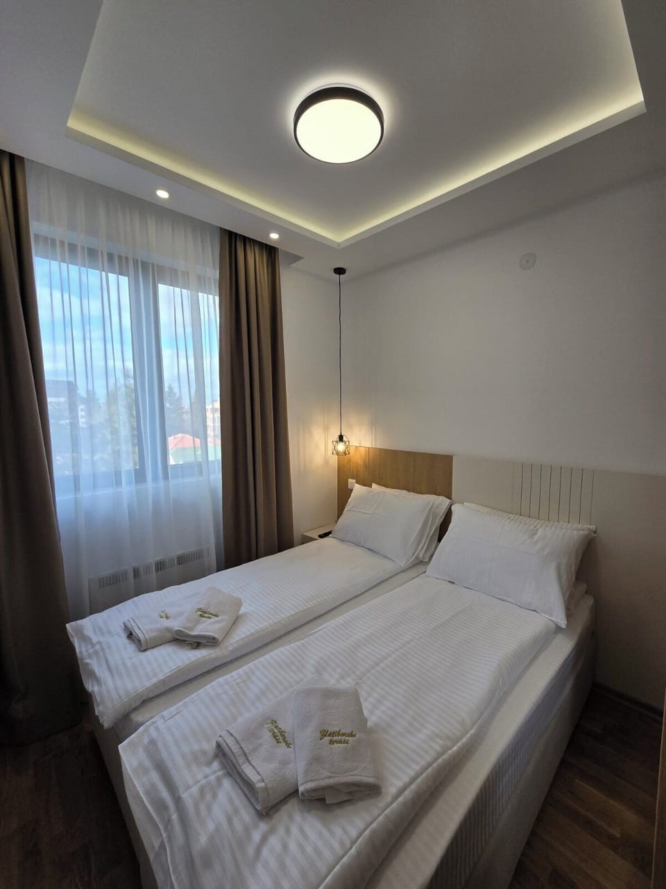 Comfort Apartment, Garden View | Desk, laptop workspace, blackout drapes, soundproofing