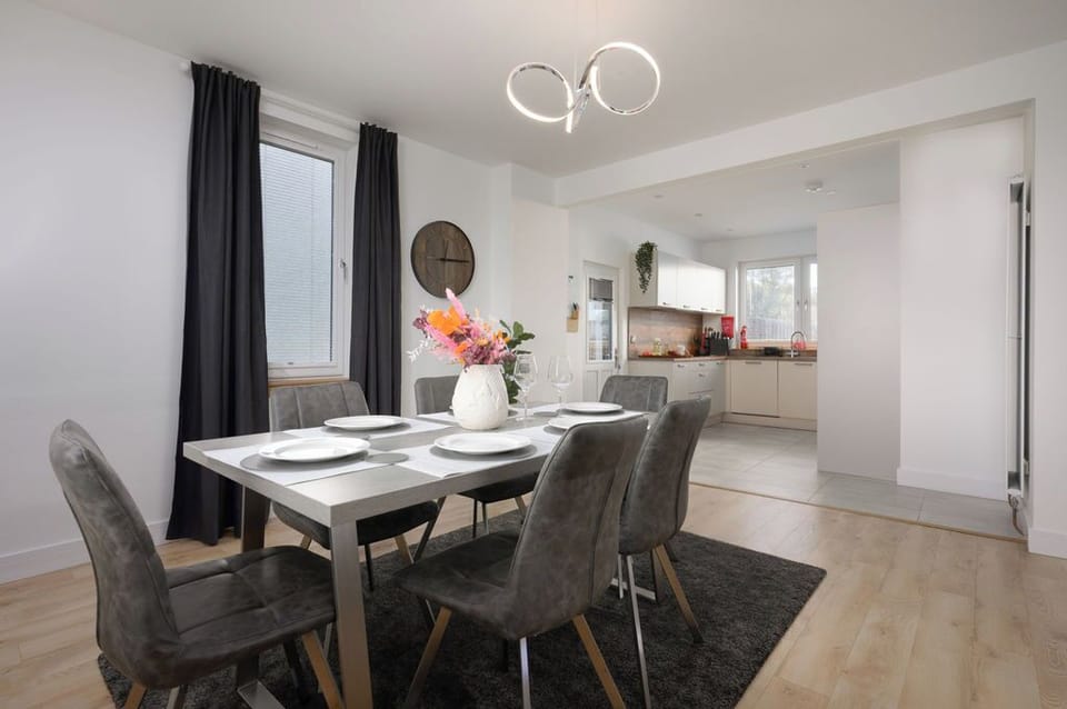 Almara Cottage19