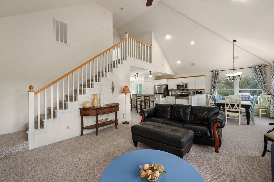 CCHK70: Peace of Paradise | ML Living Area