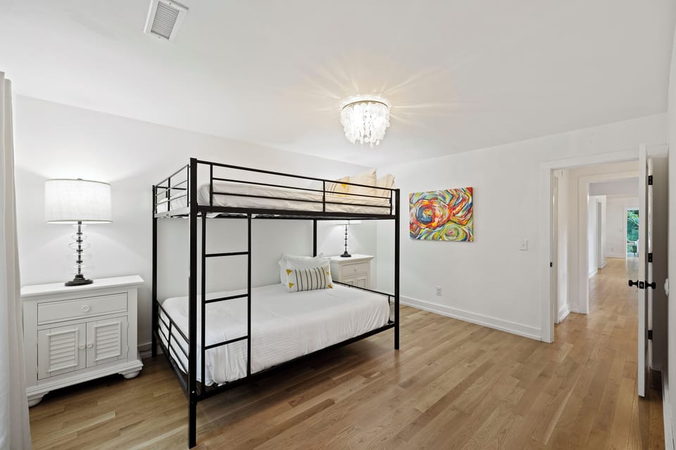 Bedroom 3 - Full over Full Bunk Beds - Shared Bathroom