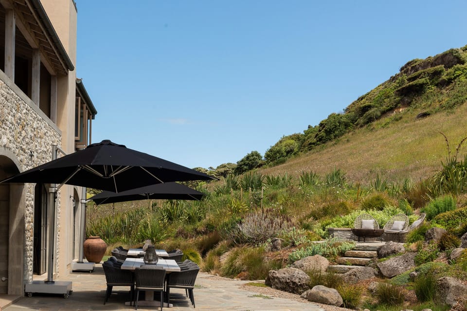 Muriwai Estate_Outdoor Dining