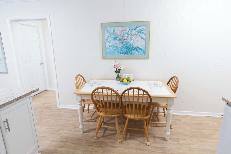 Dining Area - Enjoy meals together at the dining table, just steps from the kitchen and living room.