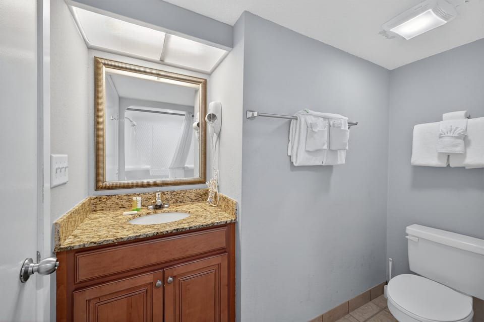 Bathroom 1 - Convenient full bathroom with tub/shower combination make getting ready a breeze for everyone.
