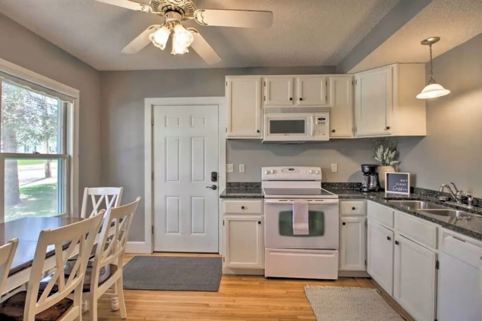 Kitchen #2
