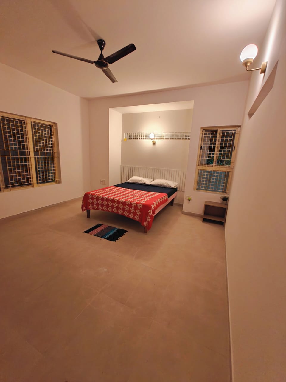 Deluxe Room | Desk, free WiFi