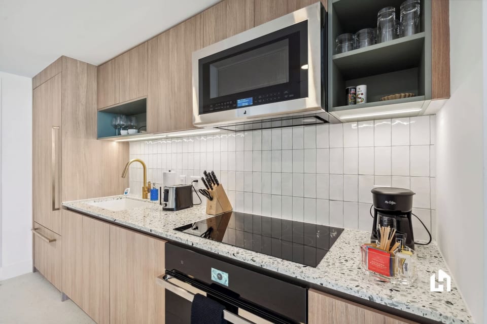 Quality appliances and fixtures.