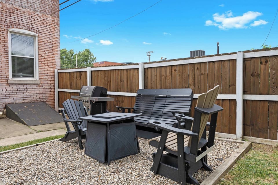 Backyard: Your ultimate outdoor oasis awaits! Perfect for BBQs, gatherings, and making memories under the sky.
