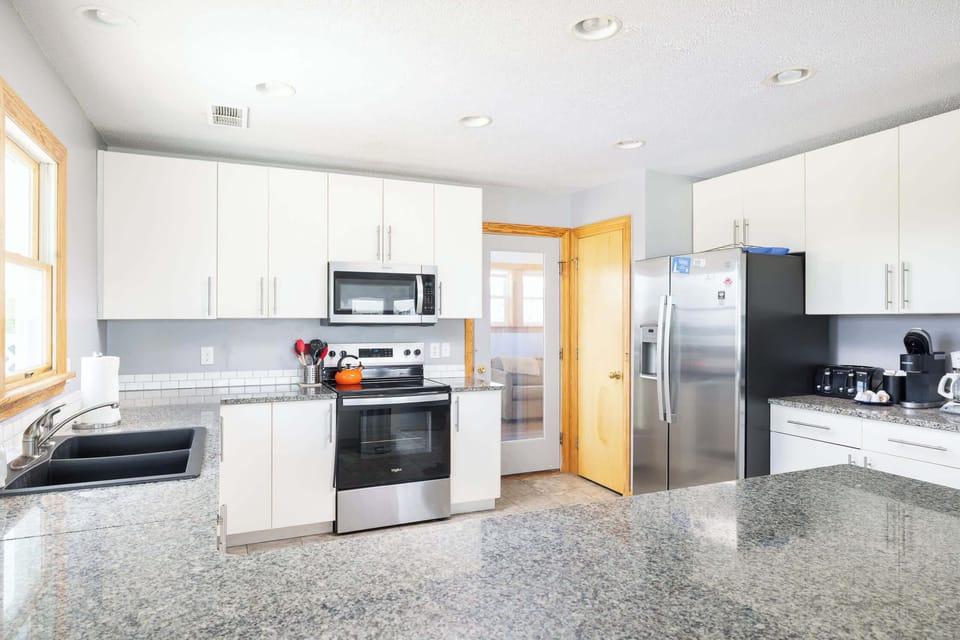 Fully Stocked Kitchen