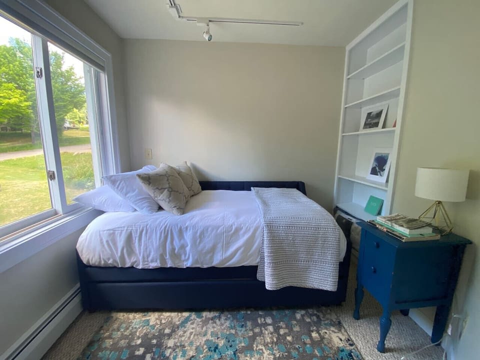 Twin Trundle Bed Nook